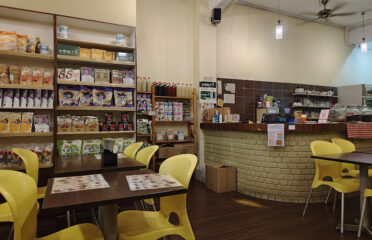 Love Earth Cafe