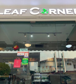 Leaf Corner Sembawang 慈素餐馆