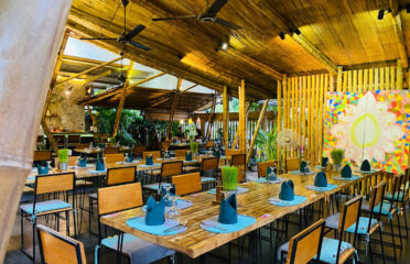 SPOONS Café & Restaurant