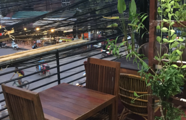 BongSrey Mith Loar Restaurant