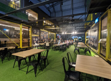 Sharing Western Food @ Nilai 3