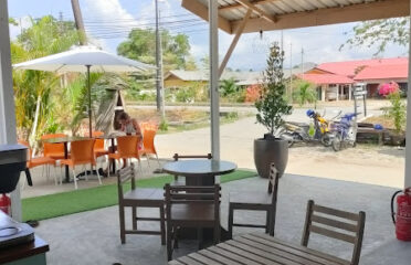 Indiana vegan Cafe & Yoga