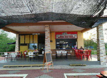 The Beach Food Cafe