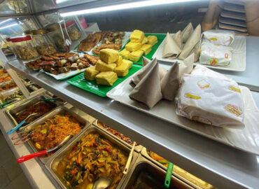 Simple Vege Cafe (纯粹素)