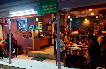 May Kaidee Tanao Vegetarian & Vegan Restaurant
